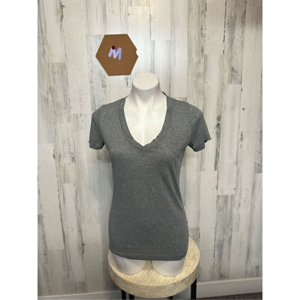 Mossimo gray top